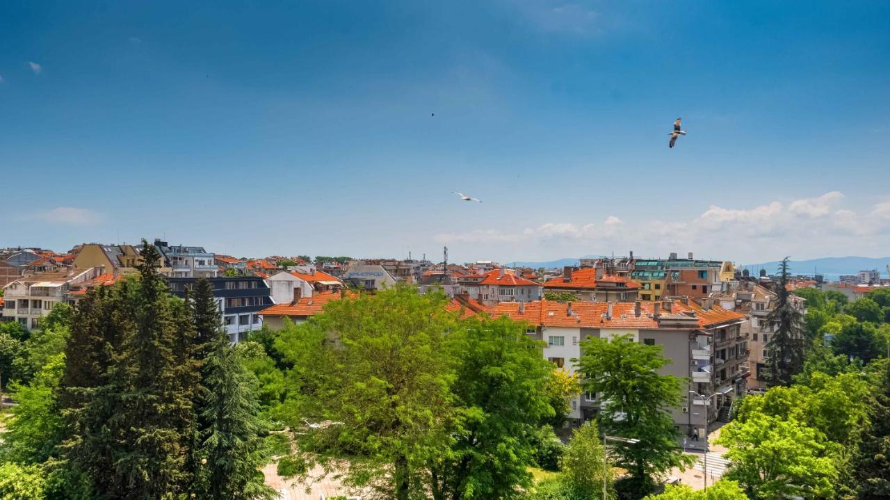 Central Deluxe Apartment Burgasz Kültér fotó